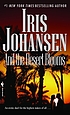 And the desert blooms von Iris Johansen