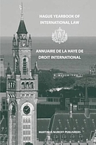 Communications and international law : the papers of the Thirty-Third AAA Congress, Aix-en Provence, 4-6 May 1989 = Communications et droit international
